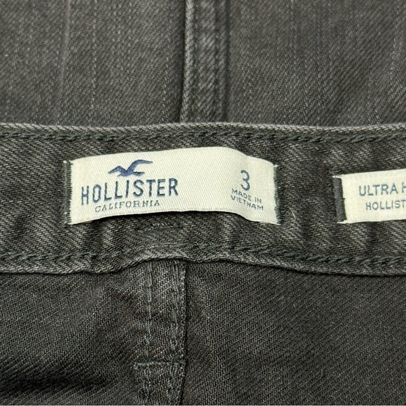NWOT Hollister Black Denim Ultra High-Rise Skirt size 3 - Picture 3 of 5